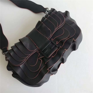 8782 FENDI �ҵ� �r�b��� ���y���~߅ Ƥ���� ��ɫ