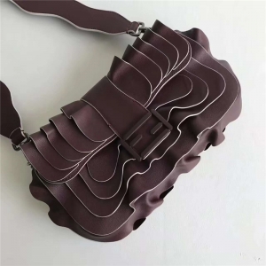 8782 FENDI �ҵ� �r�b��� ���y���~߅ Ƥ���� ���tɫ