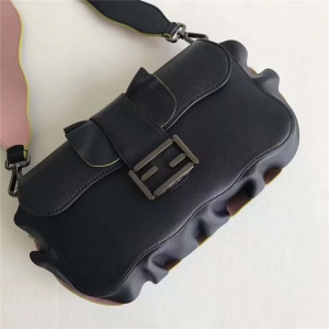 8783 FENDI �ҵ� �r(sh��)�b��� ���玧���~߅ �μ����� �ڰ��ڷێ�