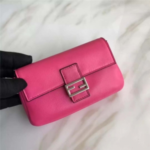 212 FENDI �ҵ� �r�b��MICRO BAGUETTE ���w�pF 朗l ����б��� õ�tɫ