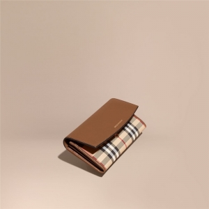 40249911 Burberry�͌��� Horseferry ��yƴƤ�� �L���X�A �غ�ɫ