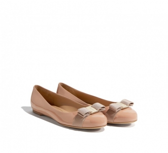 676235 Ferragamo�Ƹ���Ľ VARINA ��Ƥ ������ƽ��Ь ��ۼt