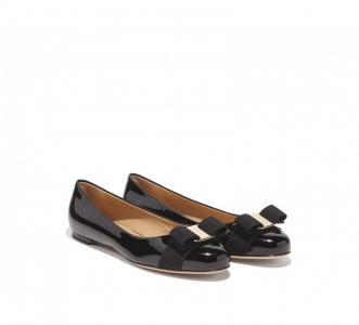 574556 Ferragamo�Ƹ���Ľ VARINA ��Ƥ ������ƽ��Ь ��ɫ