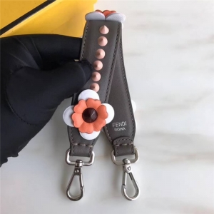 832 Fendi�ҵ� �������� �����F���T�  �Ų��L�玧 ��ɫ