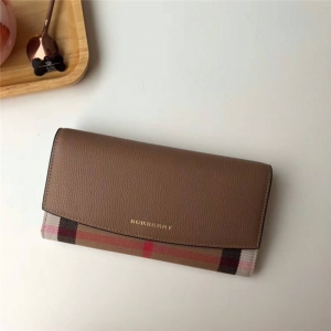 39555091 Burberry�͌��� Banner�ִ�ϵ�� House��y ƴƤ�L���X�A ��ɳɫ