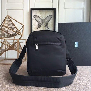 2VE026 Prada�����_�а� Prada��ʿ�μ�� �����_�����μ�� ��ɫ