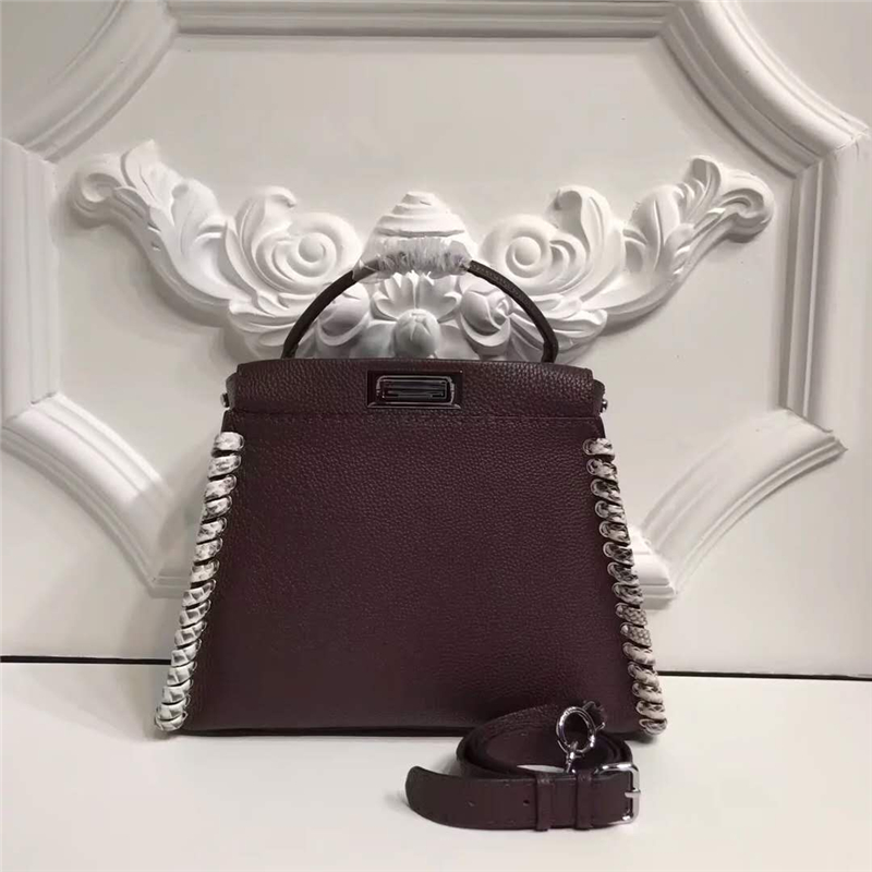 3105AM FENDI�ҵ� ߅����Ƥ�����b� ��֦�yţƤ����� �Ƽt��Ұ�