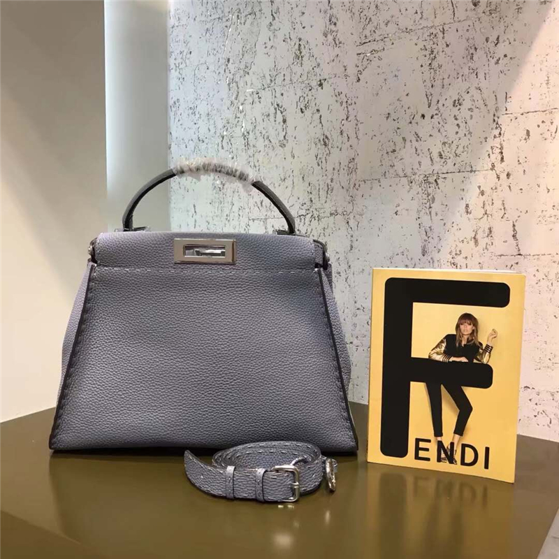 5106 FENDI�ҵ� Ť�i ������� ��֦Ƥ����� ��ɫ