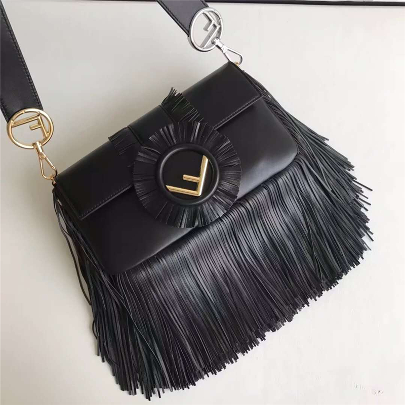 7781 FENDI�ҵ� F��־ ����μ� ���K ���w�ִ� ��ɫ