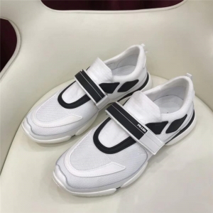 PRADA �����_�\��Ь PRADA���eЬ �M�ھW�� �r�п� ��ɫ