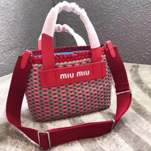 5BA077 MIUMIU�����¿� ����Ƥ�� �����ִ� ���� �˻@�Ӱ� �tɫ