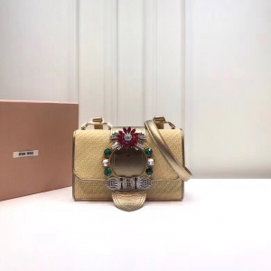 5BH609 MIUMIU�����¿� ��ˮ������ �ݾ�Ƥ�� ���w�ִ� ��ɫ