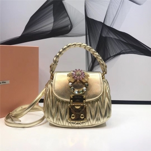 5BH111 MIUMIU������Ʒ С��Ƥ С̖ ��ˮ���b��� ����μ�� ��ɫ