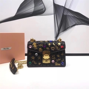 5BD081 MIUMIU�����¿� �ް�С��Ƥ �N���N� ���i���wС���� ��ɫ