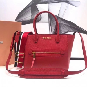 5BG137 MIUMIU�����¿������ ɽ��Ƥ �p���� �μ�б��� �tɫ