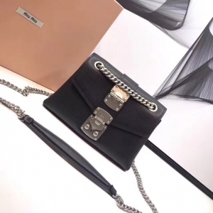5BD100 MIUMIU �������� ţƤɽ��y �����i С̖ ���w�μ�� ��ɫ