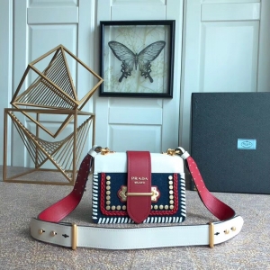 1BD045 pradaŮ�� �����_Ů�� prada�ִ� �����_�μ�� cahier�ִ� ��ɫ