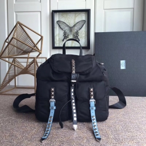 1BZ2811 Prada Black Nylon���� ��ᔿێ� ������ţƤ �p��� �������H�{