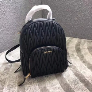 5BZ022 MIUMIU���� �����¿� �Ứ͹�y��Ƥ ��̖�p��� ��ɫ