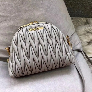 5BH092 MIUMIU���� �����¿� ܛ��� С̖������ �\��