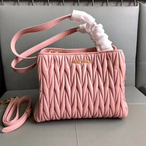 5BG103 MIUMIU���� �����¿� �M����Ƥ ��������б��� ��ɫ