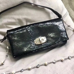 5BD233 MIUMIU �����¿� �ֹ�����C ��Ƭ�@ʯ朗l�� ��ɫ