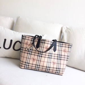 Burberry�͌��� Haymarket��y ƴɫ�p�� ُ��� ����Ů�� ��ɫ