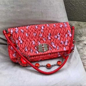 5BD233 MIUMIU���� �����¿� �Ứ���y �@ʯ朗l�� �tɫ