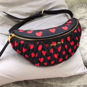 5BL009 MIUMIU���� �����¿� ��Ƥ�ް� Ϳ�f�O(sh��)Ӌ �ذ����� ��ɫ