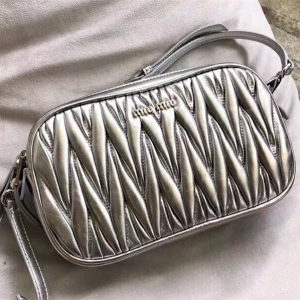 5BH539 MIUMIU���� �����¿� �Ứ���y �p�������� ��ɫ