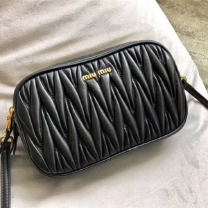 5BH539 MIUMIU���� �����¿� �Ứ���y �p�������� ��ɫ