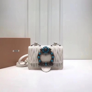 5BH609 MIUMIU���� �����¿� ��ʯᔴ��@�� ��Ƥ�Ứ͹�y б��� ��ɫ