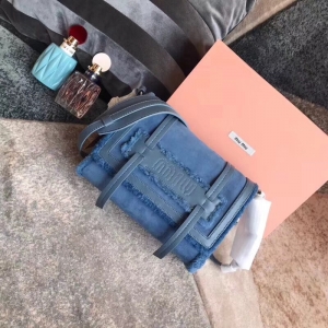 5BD097 MIUMIU���� 18�ﶬ ��q ���w �r�аٴ� ëëб��� �{ɫ