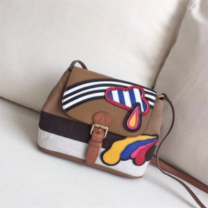 Burberry�͌��� ���� ���e������ Ϳ�f б��μ�� ����ɫ