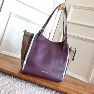 Burberry�͌��� The Canter�����ִ� House ��y�μ������ ��ɫ