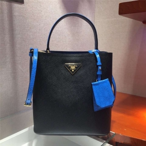 1BA212 Prada New Double ײɫ�{�~ţƤ �����_����� ��ƴ�{
