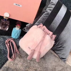 5BE014 MiuMiuŮ�� ��������� ���ë�ִ� С��ƤͰ�� ��ɫ