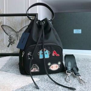 1BH097 Prada�¿� ��ˮ�������� �����_Ů�� ���K�_�� Prada�μ�б��� ��ɫ