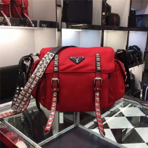 1BD118 PradaŮ�� �������� �T��b� �M��ţƤ �����_�μ�� �tɫ