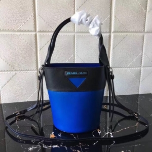 1BE015 Prada OuvertureŮ�� ܛţƤ �����_����� PradaƤ��ˮͰ�� ��ƴ�{