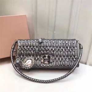 5BD233 MiuMiu ������Ʒ �@ʯ朗l�� MiuMiu�ְ� MiuMiu朗l�� ���ɫ 