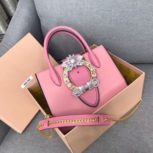 5BA043B MiuMiuŮ�� ��������� ��ʯ�@�� ţƤɽ��y ���w�^�ִ� ��ɫ