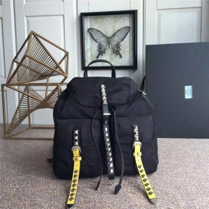 1BZ2811 Prada Black Nylon���� ��ᔿێ� ������ţƤ �����_�p��� �����S