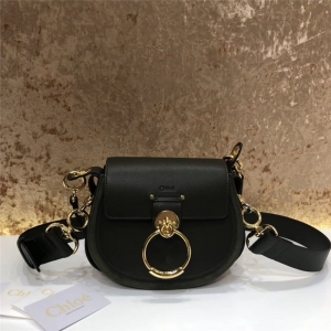 Chloe ������ ChloeС�i�� Tess�ִ� СţƤ��Ƥ ChloeŮ�� �����