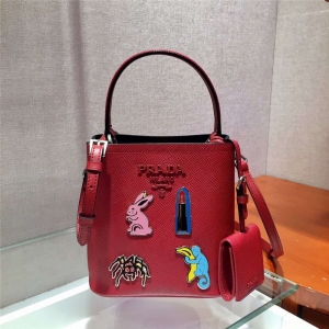 1BA217 PradaŮ�� Prada Panier �m�������N�� SaffianoƤ�� Prada�ִ� �tɫ