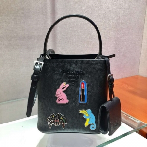 1BA217 PradaŮ�� Prada Panier �m�������N�� SaffianoƤ�� Prada�ִ� ��ɫ