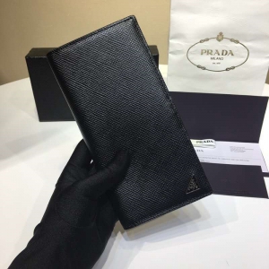 Prada�����_ Saffiano�ּyţƤ Prada�L���p���X�A ��ɫ