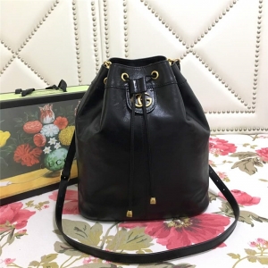 550189 Gucci Ophidiaϵ�� ţƤ�͹� ���K���� ���p��б�� GucciˮͰ�� ��ɫ