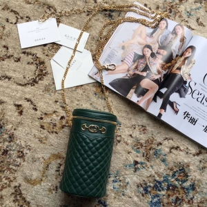 572298 Gucci�W�pƤ������ ����ʽ�R㕿� Gucci�AͲ�� ī�Gɫ