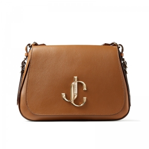 Jimmy Choo2019�ﶬϵ�� VARENNE XBƷ��logo�b��S��ɫţƤ�μ��